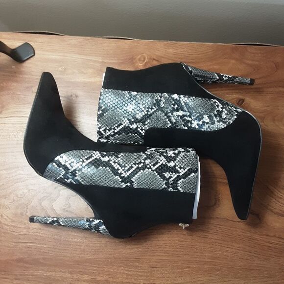 Black Bootie  - Picture 8 of 11